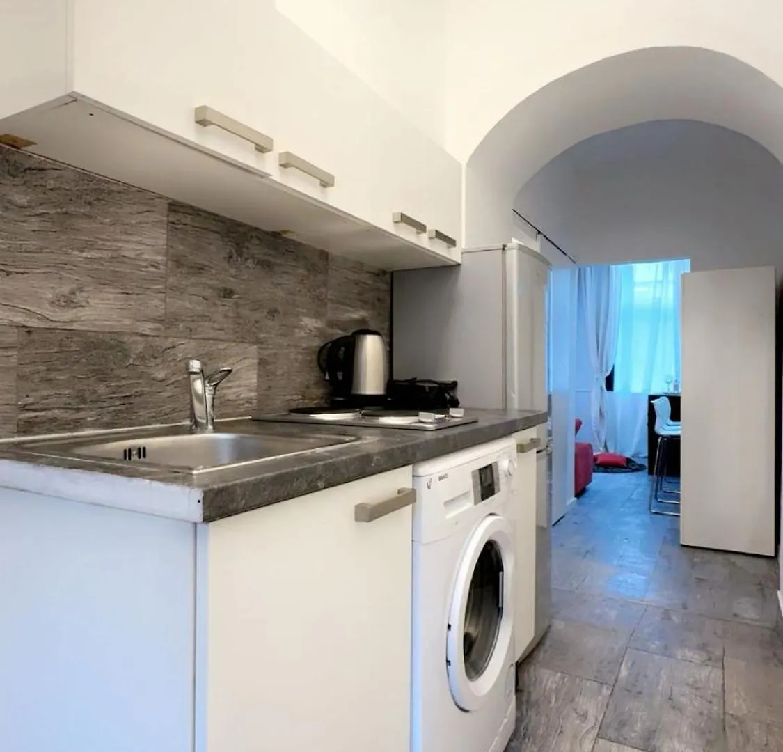 Lovely Stay 2Br Apt Next To Akh 비엔나 아파트
