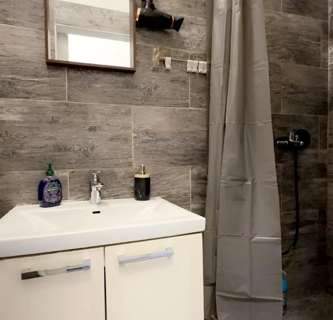 Apartment Lovely Stay 2Br Apt Next To Akh Vienna Austria